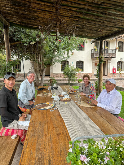 Eating lunch with guide and driver near Pisac