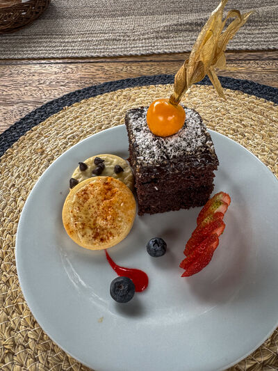 Our picnic dessert during lunch