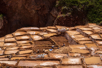 Family-managed clay-lined ponds