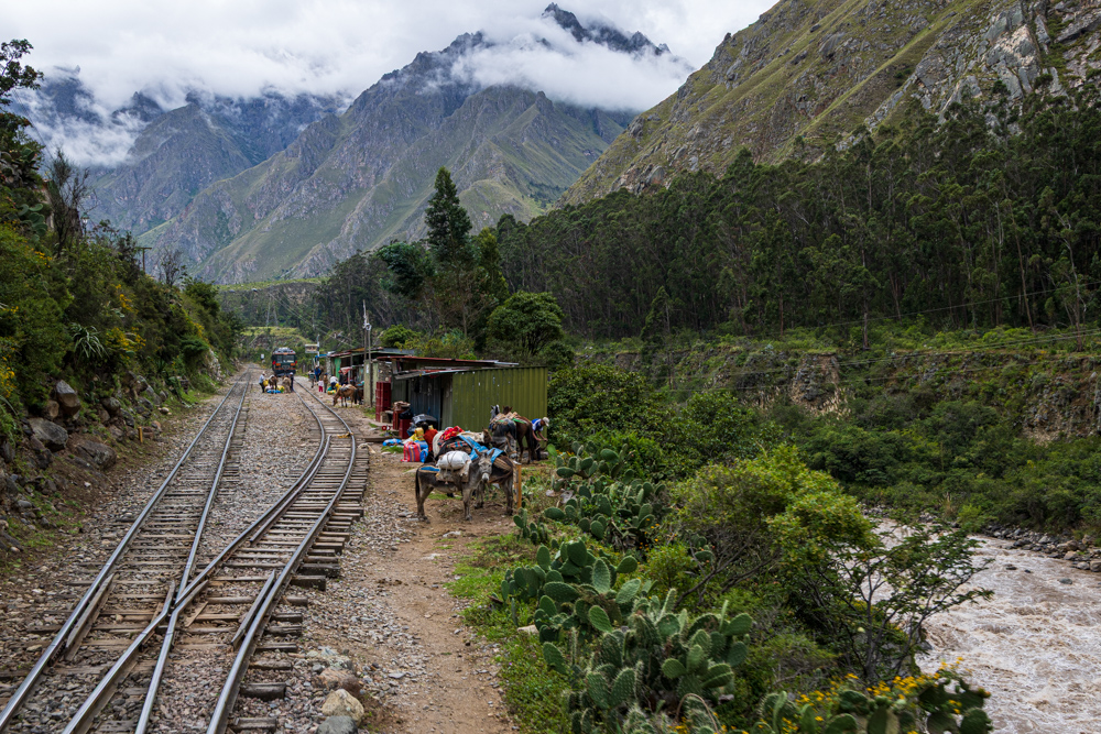 Train sidings and small stations